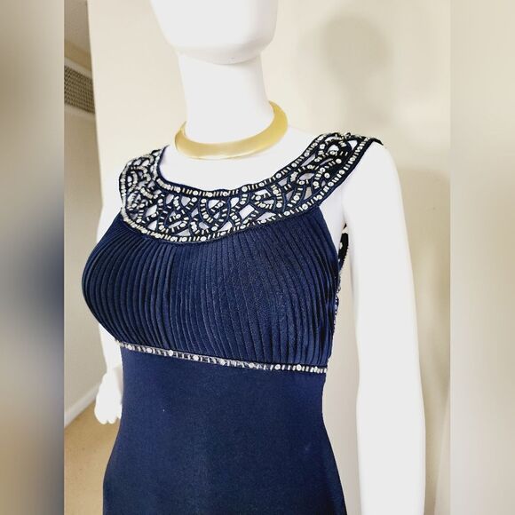 Betsy Adam  - Picture 7 of 17